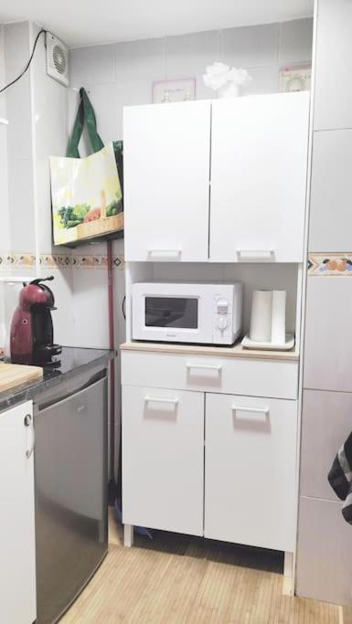 Bonito Apartamento De Dos Dormitorios En El Centro Y Calle San Miguel Torremolinos Esterno foto