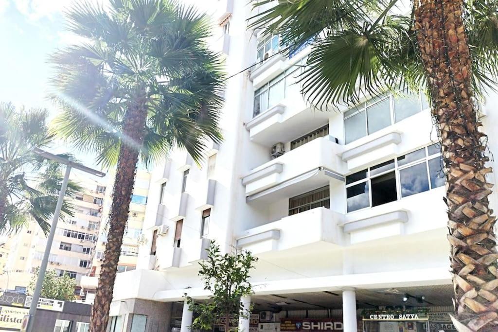 Bonito Apartamento De Dos Dormitorios En El Centro Y Calle San Miguel Torremolinos Esterno foto