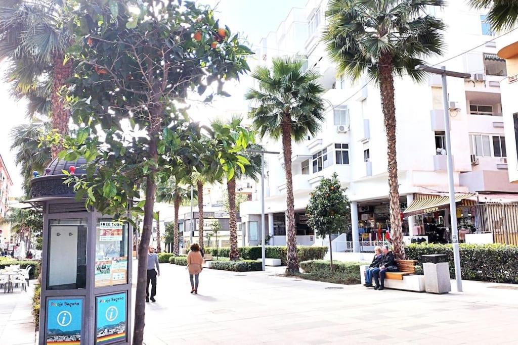 Bonito Apartamento De Dos Dormitorios En El Centro Y Calle San Miguel Torremolinos Esterno foto