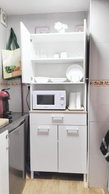 Bonito Apartamento De Dos Dormitorios En El Centro Y Calle San Miguel Torremolinos Esterno foto