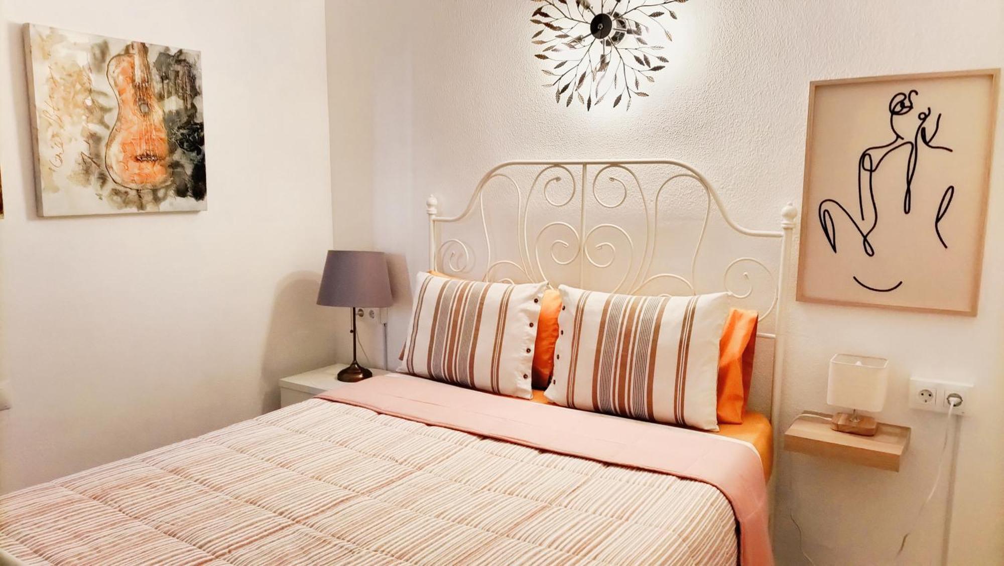 Bonito Apartamento De Dos Dormitorios En El Centro Y Calle San Miguel Torremolinos Esterno foto